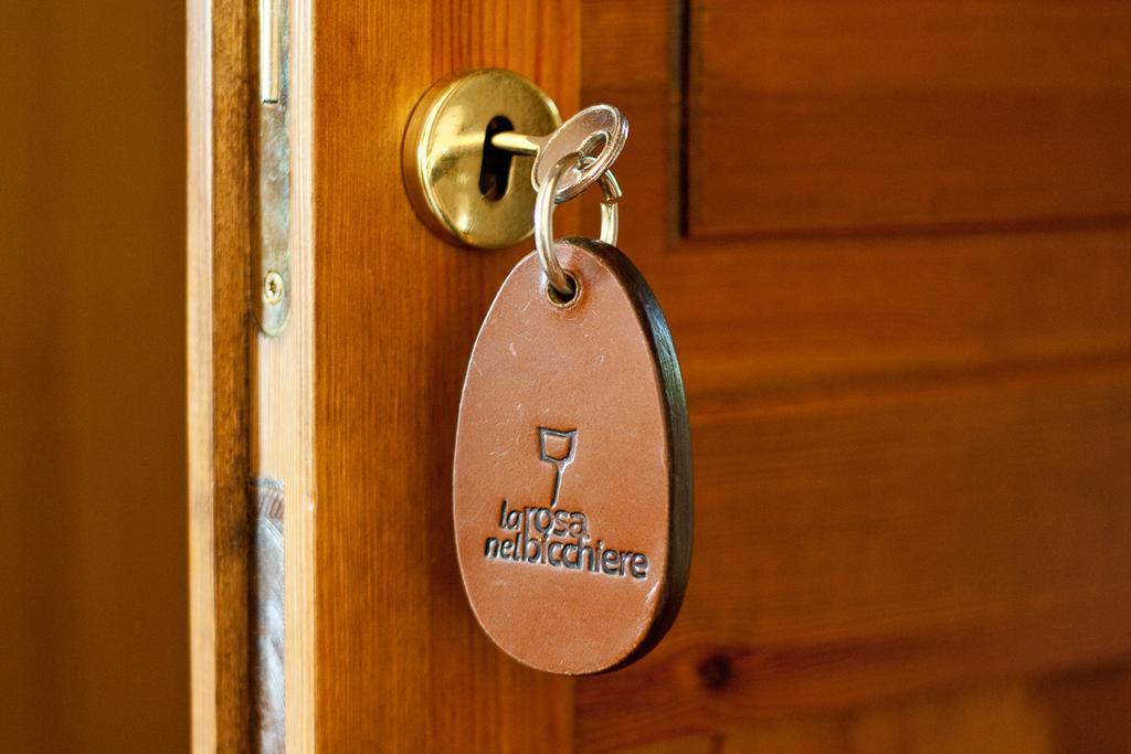 Hostal La Rosa Nel Bicchiere Soveria Mannelli Exterior foto